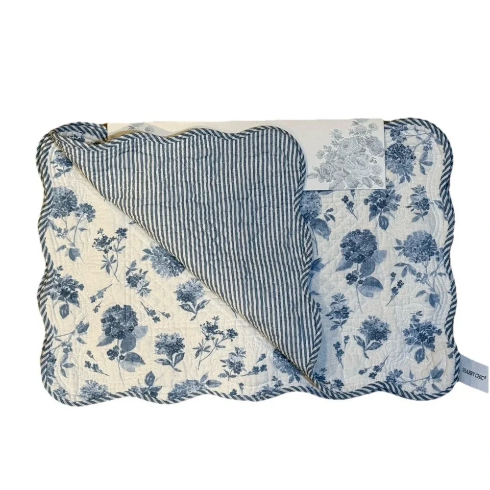 NEW Shabby Chic Set Of 4 Scalloped Edged Blue White Hydrangea‎ Quilted Placemats